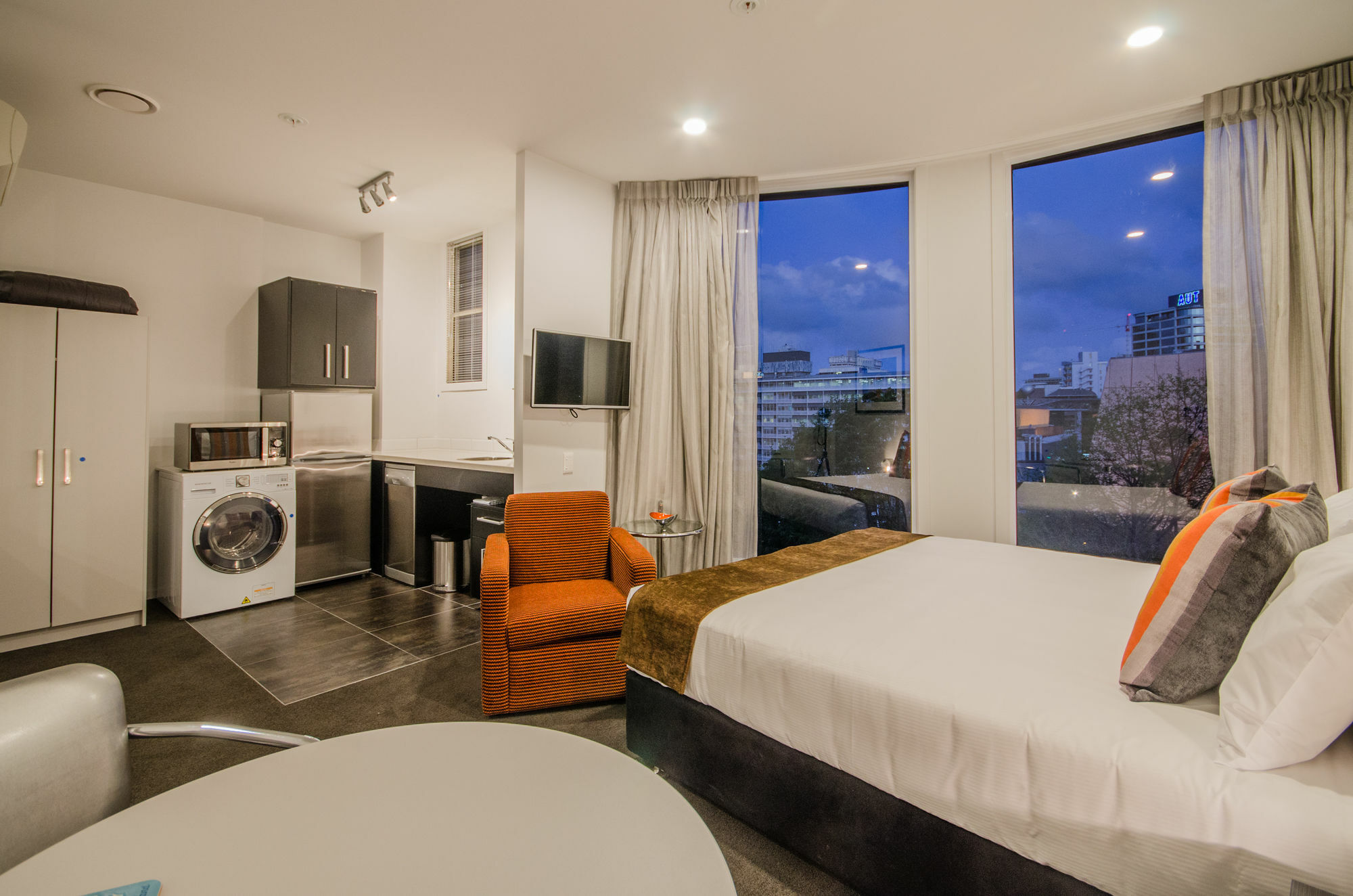 Ramada Suites By Wyndham Auckland - Federal Street المظهر الخارجي الصورة